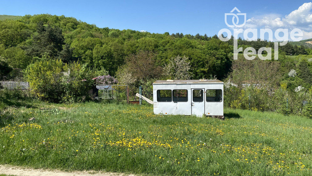 Záhrada v obci Sokoľ - Uhrinč