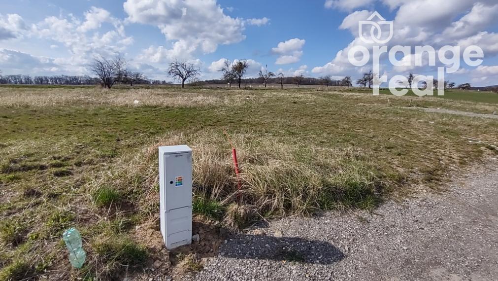 POZEMOK VHODNÝ NA VÝSTAVBU S VÝMEROU 792 m2 VO VÝŠNEJ KAMENICI