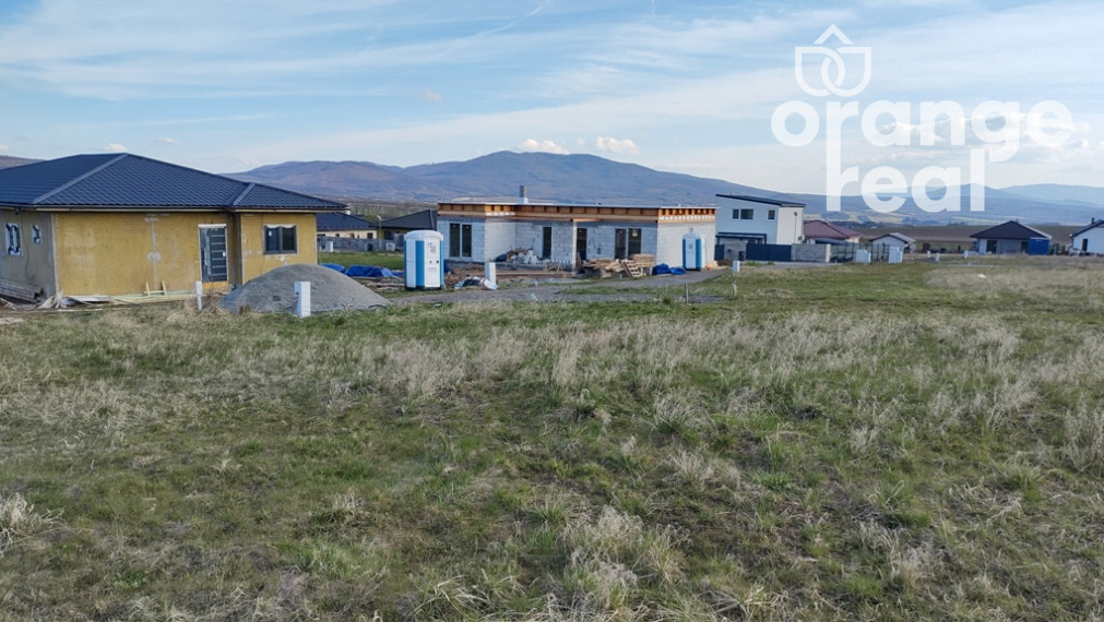 VYŠNÁ KAMENICA - POZEMOK VHODNÝ NA VÝSTAVBU S VÝMEROU 870 m2