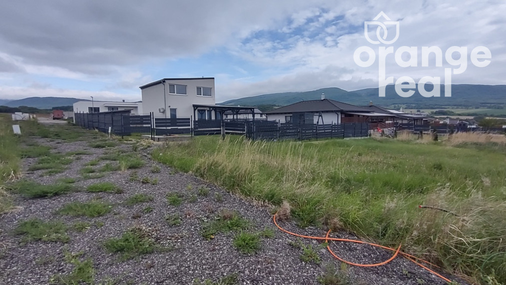 POZEMOK VÝŠNÁ KAMENICA O VÝMERE 863 m2