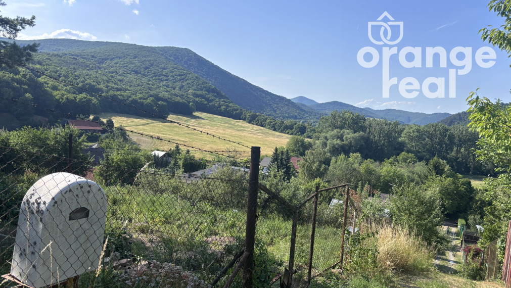 RESERVE Pozemok na výstavbu chaty  100 m2 Sokoľ