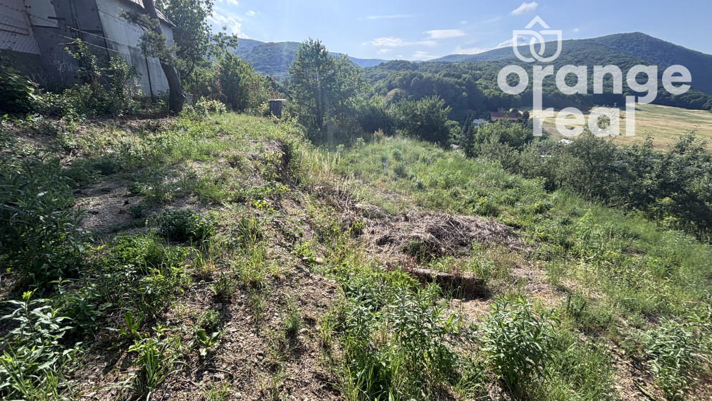 RESERVE Pozemok na výstavbu chaty  100 m2 Sokoľ