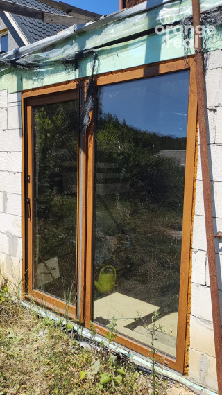 ZÁHRADA S ROZOSTAVANOU CHATOU V KAVEČANOCH