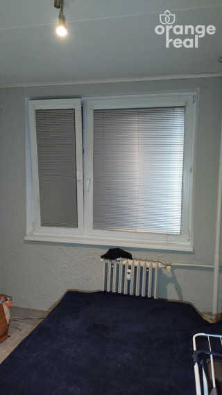 NA PREDAJ 1 a pol IZBOVÝ BYT KEŽMARSKA ULICA