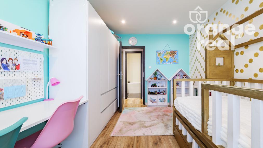 Zariadený 3-izbový byt pri Auparku po kompletnej rekonštrukcii, pražský typ