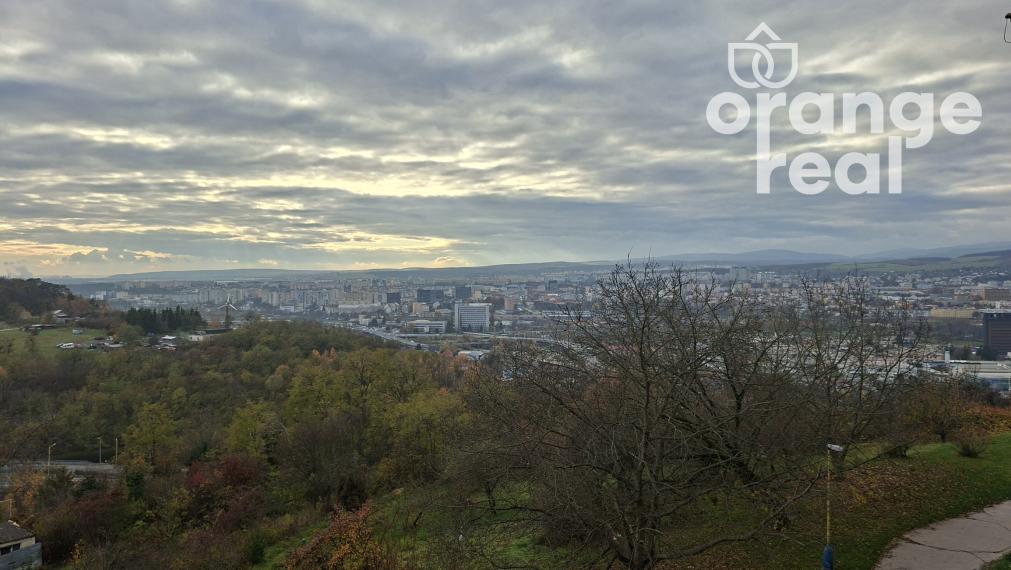 Pražský 1-izbový byt na Maurerovej ulici, Furča