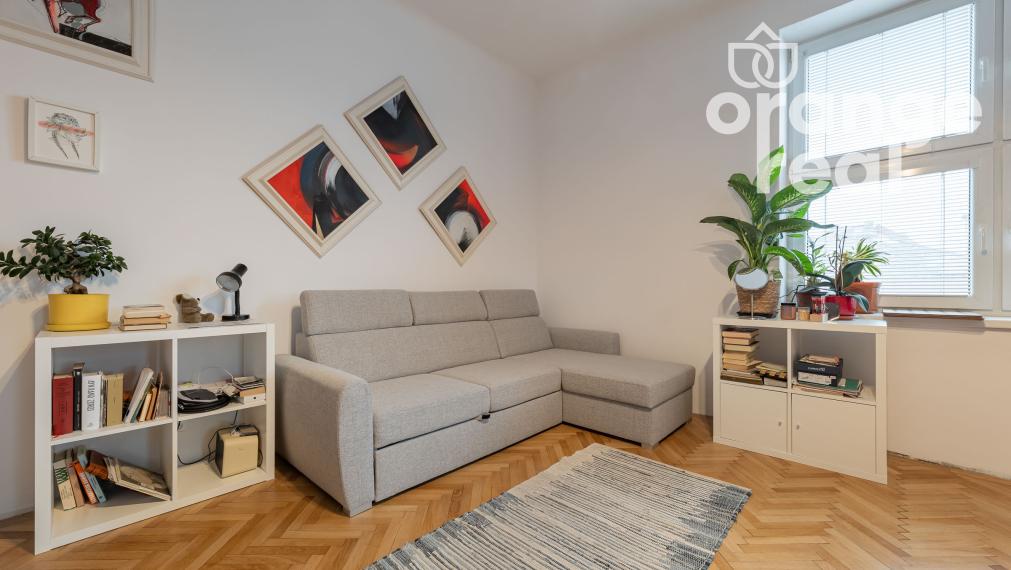 Priestranný tehlový staromestský byt na Czambelovej ulici so zimnou záhradou, 123 m2