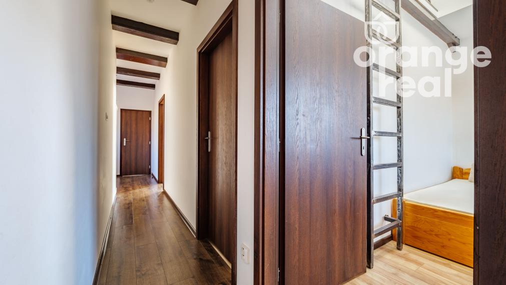 4-izbový rodinný dom s veľkým pozemkom a krásnym výhľadom na Košice, Kalvária