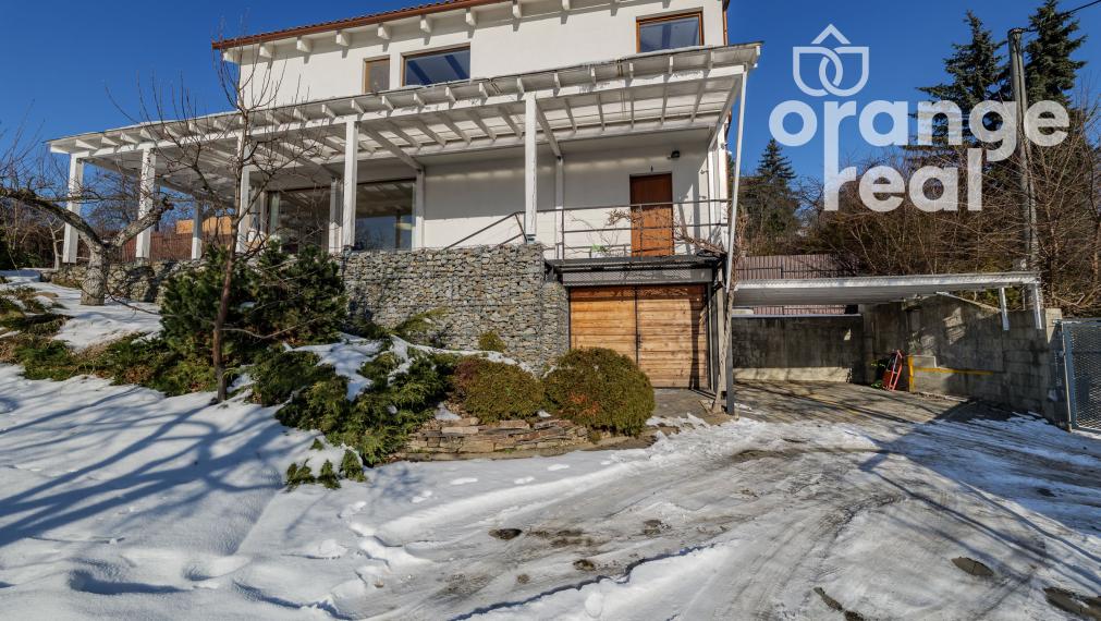 4-izbový rodinný dom s veľkým pozemkom a krásnym výhľadom na Košice, Kalvária