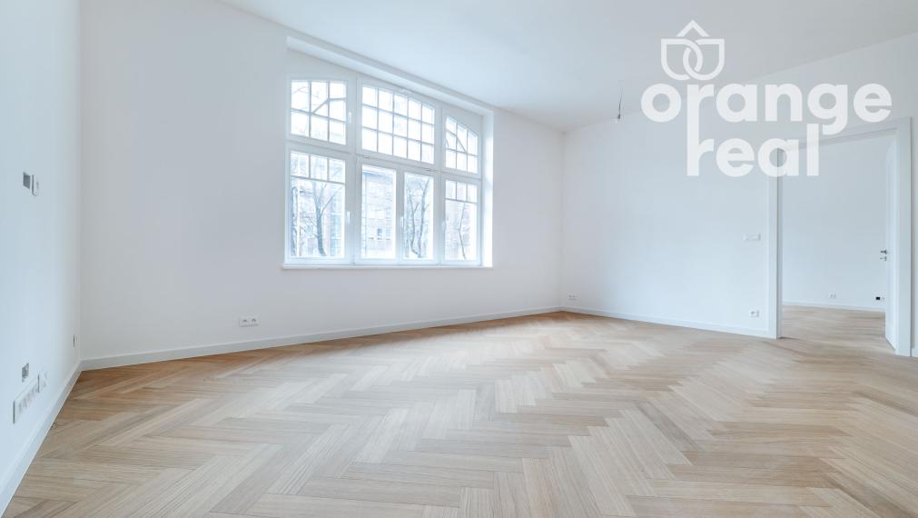 Tehlový 3-izbový byt v historickej budove  na Moyzesovej ulici, centrum Košíc