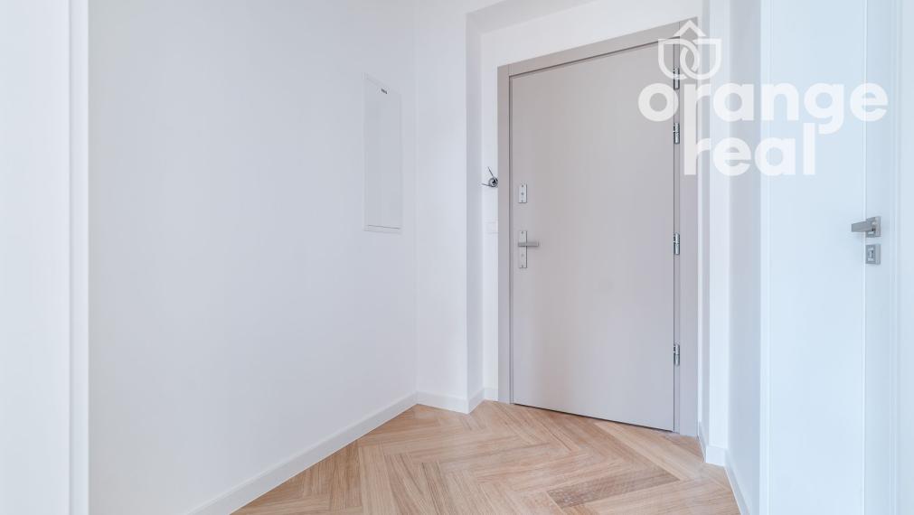 Tehlový 3-izbový byt v historickej budove  na Moyzesovej ulici, centrum Košíc