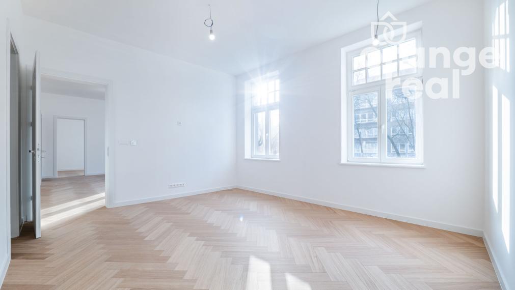 Tehlový 3-izbový byt v historickej budove  na Moyzesovej ulici, centrum Košíc