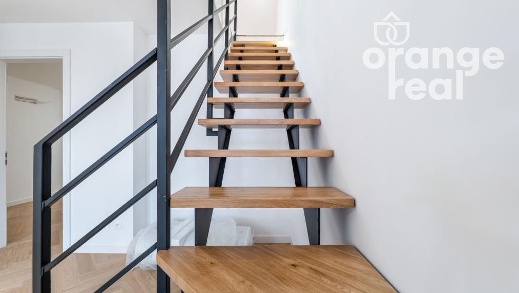 4-izbový mezonetový byt v historickej budove na Moyzesovej ulici