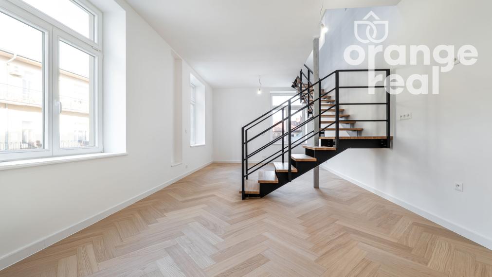 2-izbový mezonetový byt s balkónom v historickej budove na Moyzesovej ulici