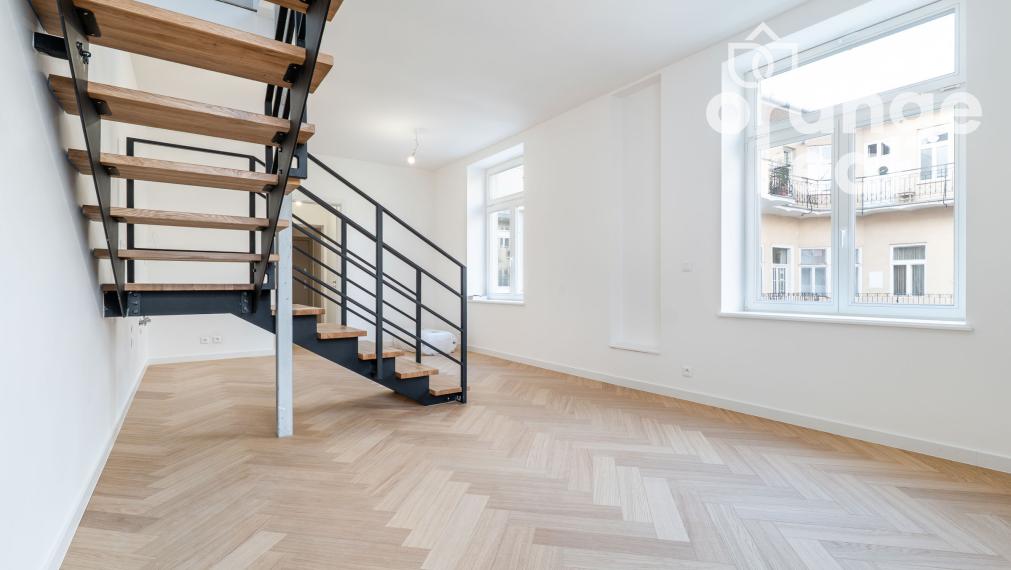 2-izbový mezonetový byt s balkónom v historickej budove na Moyzesovej ulici