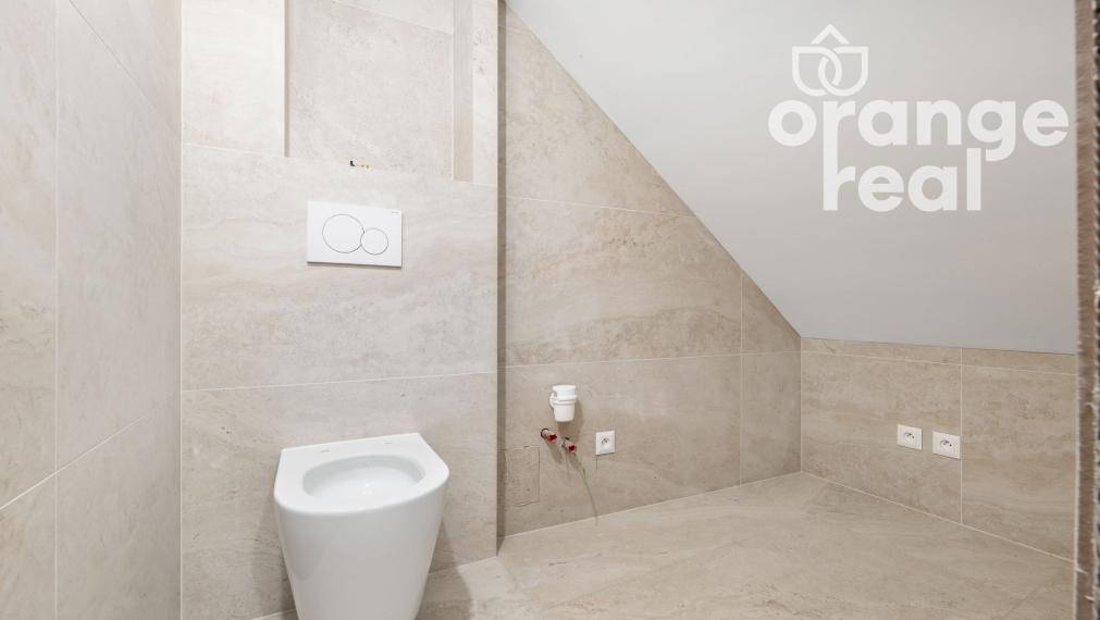 2-izbový mezonetový byt s balkónom v historickej budove na Moyzesovej ulici