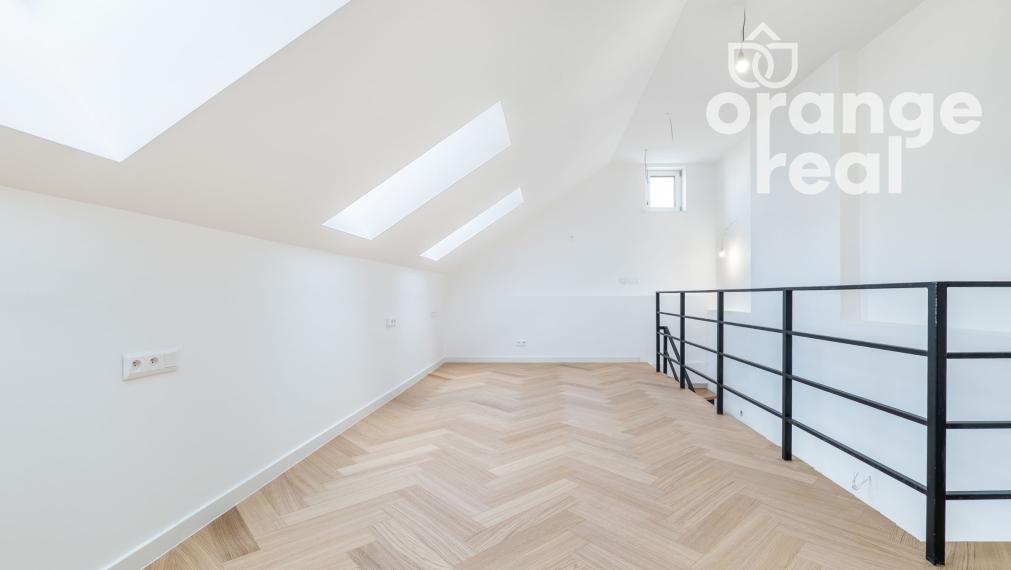 2-izbový mezonetový byt s balkónom v historickej budove na Moyzesovej ulici