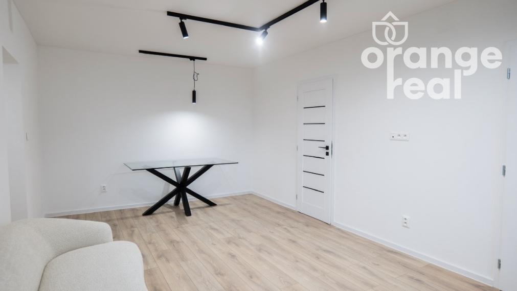 Nová rekonštrukcia! 3-izbový pražský byt na Jazmínovej ulici s loggiou