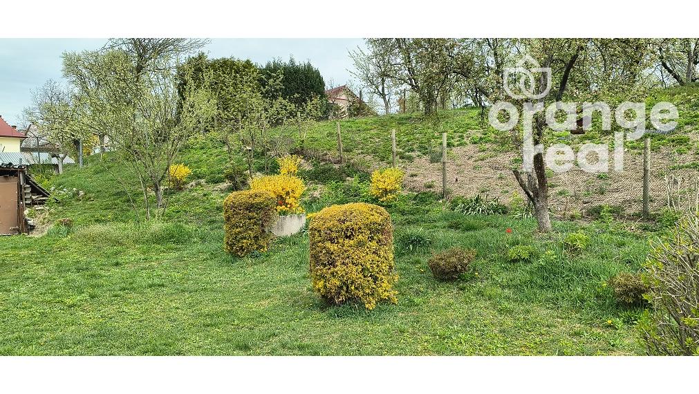 POZEMOK V OBCI NIŽNÁ HUTKA