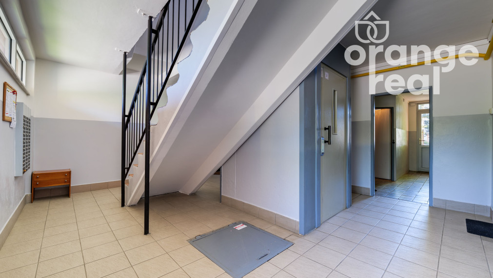 3-izbový pražský byt pri Novej nemocnici, Ipeľská ulica