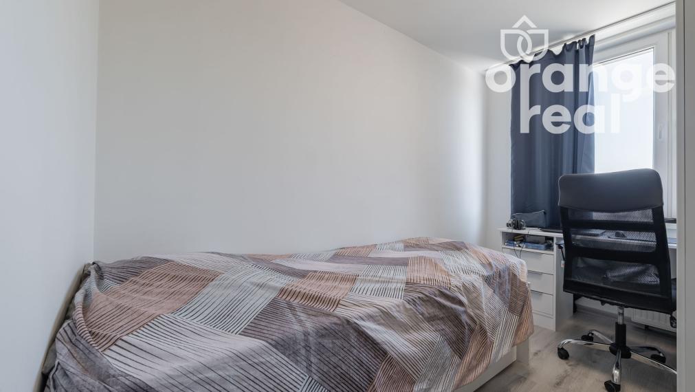 3-izbový pražský byt pri Novej nemocnici, Ipeľská ulica