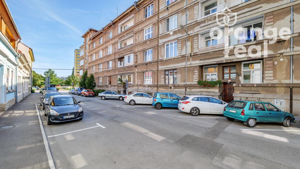 Staromestský 2-izbový byt s 2 balkónmi po rekonštrukcii na Garbiarskej ulici