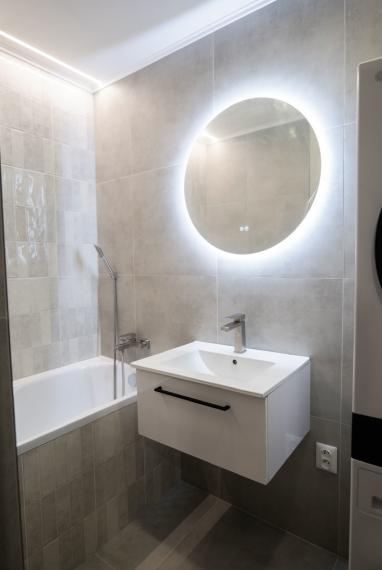 Nová rekonštrukcia! 3-izbový pražský byt na Jazmínovej ulici s loggiou