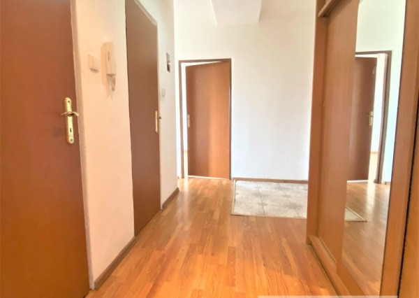 2 izbový byt Južná Trieda, 54 m2