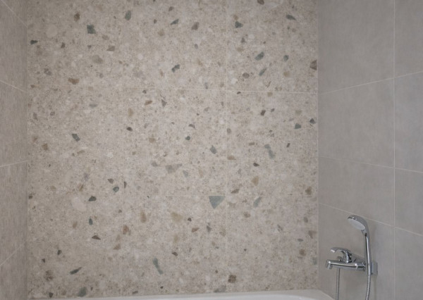 3-izbový pražský byt s loggiou na Považskej ulici po novej kompletnej rekonštrukcii, 2x klimatizácia