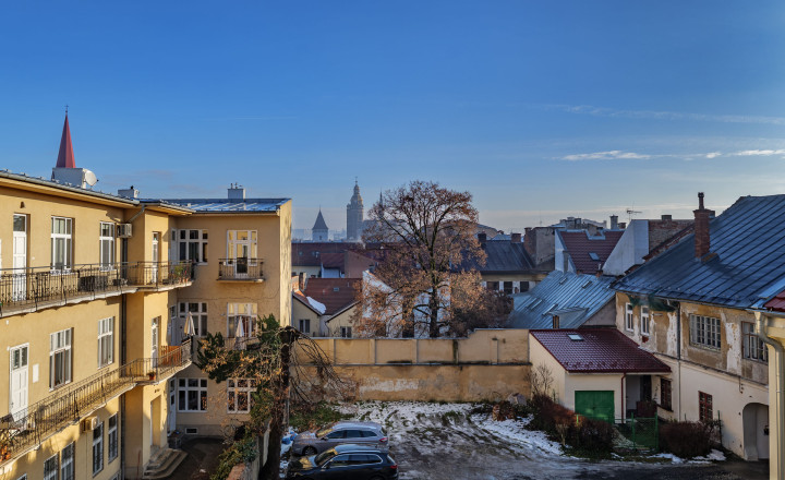 3-izbový mezonetový byt v historickej budove na Moyzesovej ulici - fotografia 20