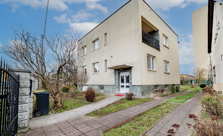 Dvojgeneračný rodinný dom Košice-Krásna