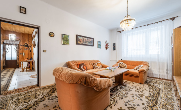 Dvojgeneračný rodinný dom Košice-Krásna - fotografia 2