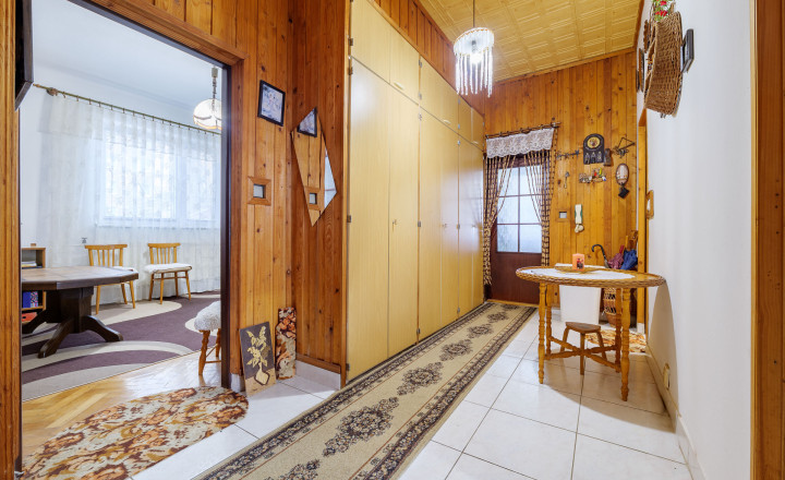 Dvojgeneračný rodinný dom Košice-Krásna - fotografia 8