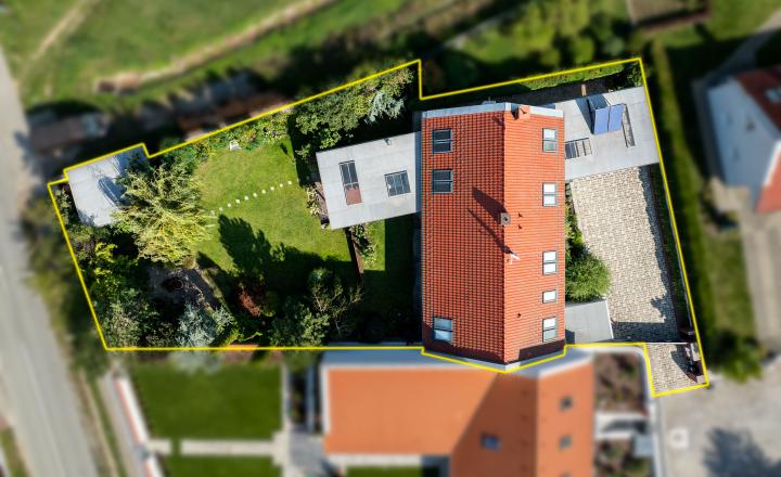 Nadštandardný 5 izbový rodinný dom v Malej ide - fotografia 34