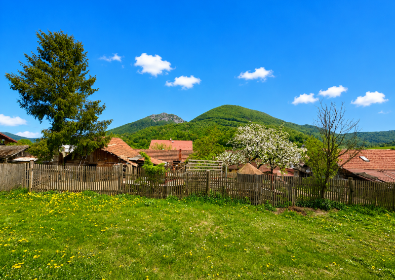 Pozemok  v obci Kojšov